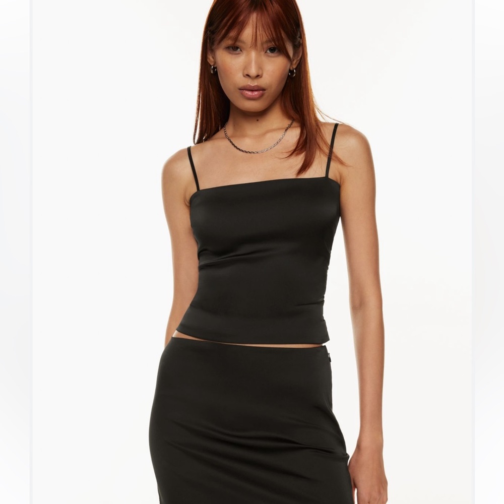 Sunday Best | Aritzia Bisou Satin Top | black size Small